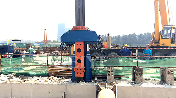 H-BEAM PILE EXTRACTOR 